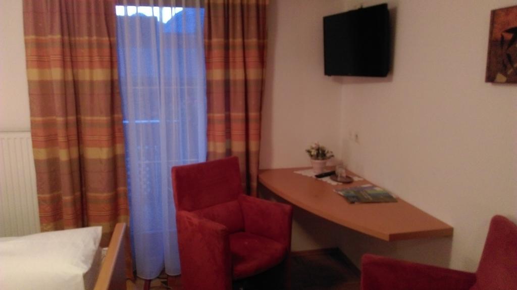 Zum Stollhofer Inn